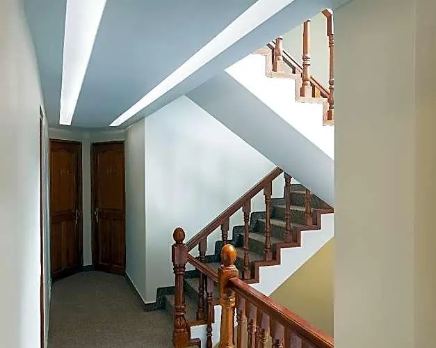 Inti Punku El Tambo Hotel 3*