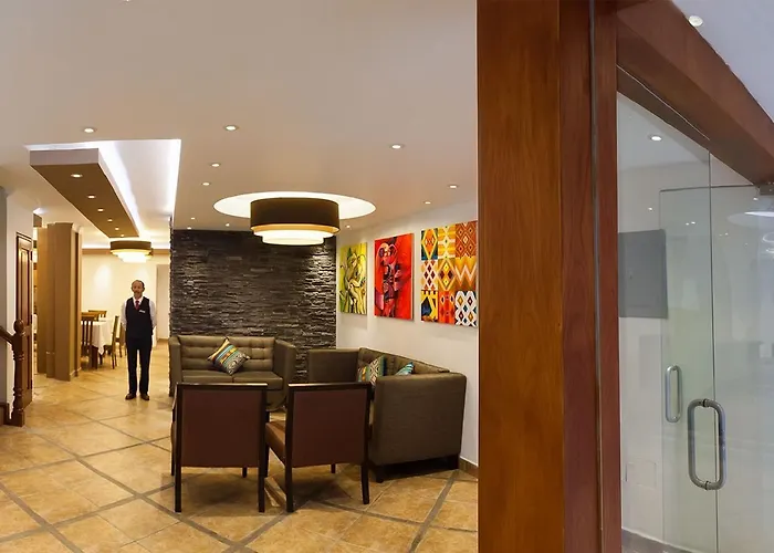 Hotel Inti Punku El Tambo 3*